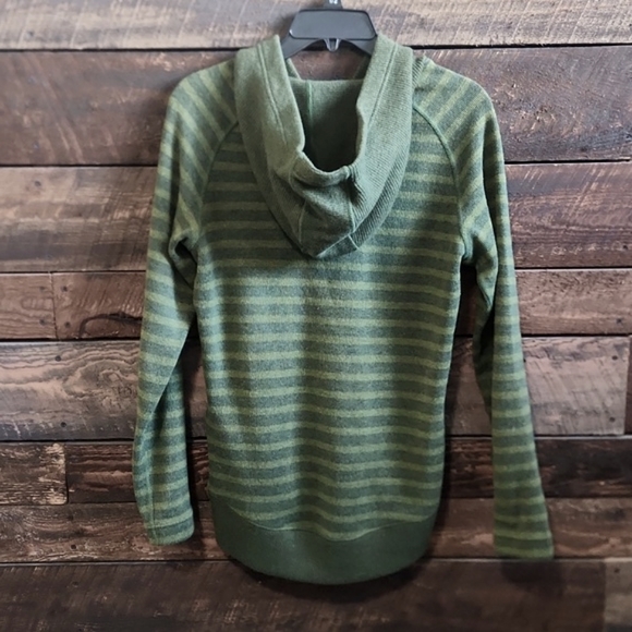 Mountain Hardwear Wool Blend Pullover Hooded Sweater, Small - Picture 2 of 9